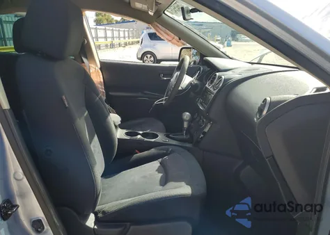 2015 Nissan Rogue Select S z USA, uszkodzony, nr VIN JN8AS5MV1FW257275